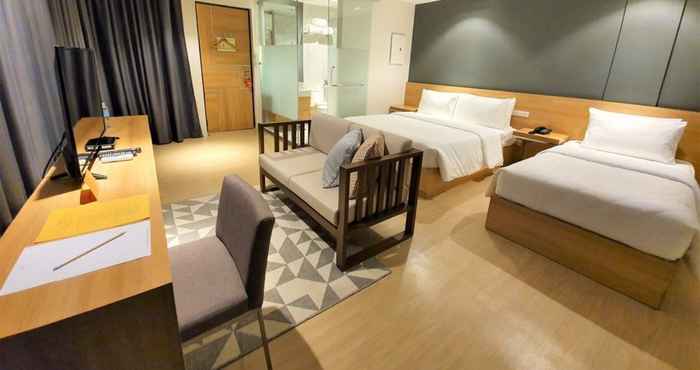 Kamar Tidur Real Suites