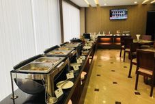 レストラン Elegant Hostel