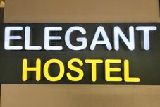 外観 Elegant Hostel