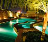 Swimming Pool 7 Royale Chulan The Curve