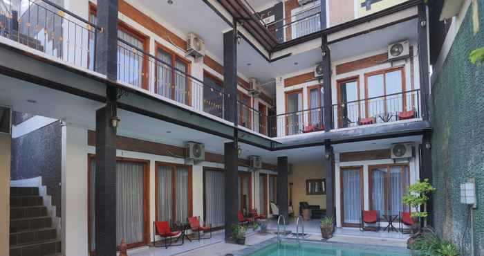 Swimming Pool OYO 426 Hotel Gading Resto Near RSUD Kota Yogyakarta