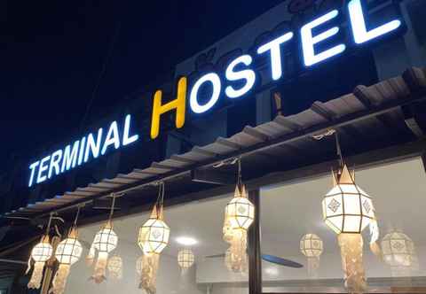 Bangunan Terminal Hostel