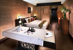 บริการของโรงแรม 7 Regal Riverside Hotel