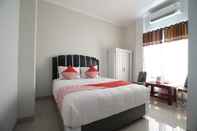 Bedroom OYO 958 Penginapan Timur