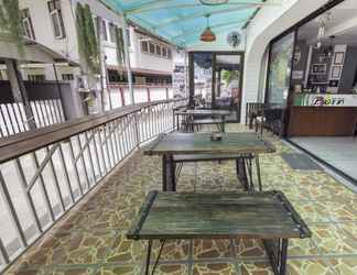 Sảnh chờ 2 Born Guest House