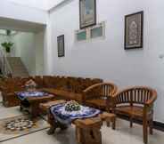 Lobby 5 Bintara Guest House