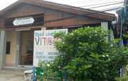 Luar Bangunan 2 Vitoon Guesthouse 2 