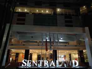 Luar Bangunan 4 1 Bedroom at Sentraland Apartment (AL)