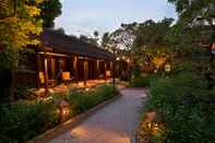 Exterior Ancient Hue Garden Houses