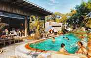 Kolam Renang 7 Roost Glamping