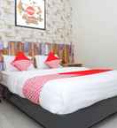 BEDROOM OYO 1094 Guest House 360°