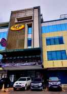 EXTERIOR_BUILDING MP Hotel Kelapa Gading