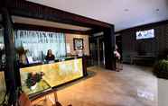 Lobby 2 MP Hotel Kelapa Gading