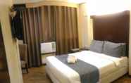 Bedroom 2 White Knight Hotel Cebu