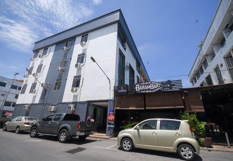 Exterior OYO 989 Ostay Inn