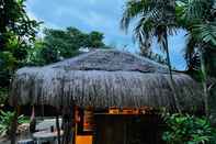 Bar, Cafe and Lounge Bohol Island Homestay