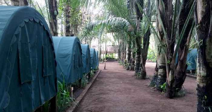 Exterior Tegal Dukuh Camp