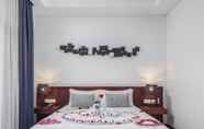 Kamar Tidur 4 Blanc Smith Residence