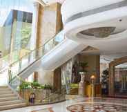 Lobby 7 Regal Hongkong Hotel