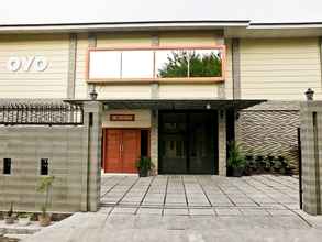 Bangunan 4 OYO 1076 Dmc Homestay