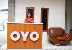 Lobby 6 OYO 1076 Dmc Homestay