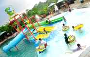 Hồ bơi 5 Villa Syariah MVR