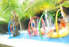 スイミングプール 6 Villa Syariah MVR