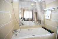 In-room Bathroom Grand Ngwe Saung Resort