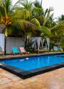 SWIMMING_POOL OYO 1127 Orong Villages Bungalows And Beach Restaurant