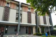 Exterior Regent INN Near AEON ICE BSD