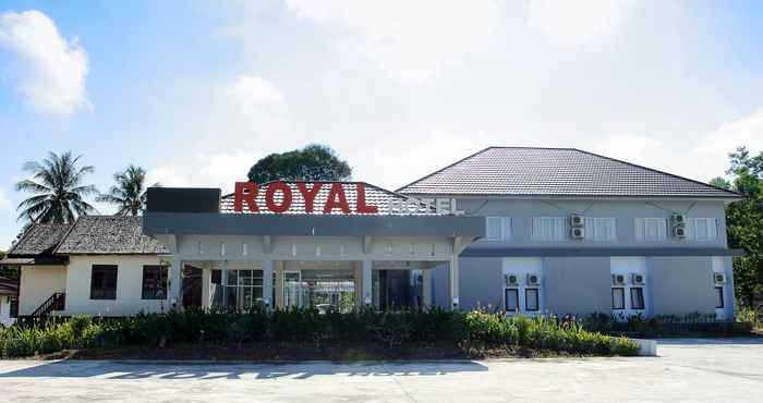 Luar Bangunan OYO 1129 Hotel Royal