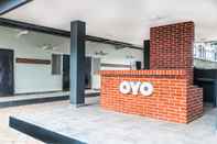 Lobby OYO 488 Tekno Residence