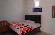 Kamar Tidur 2 Sandrina Homestay