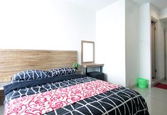 Bedroom 2 Apartemen Grand Kamala Lagoon by Aparian