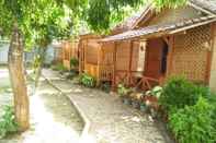 Lobby Kayu Watu Cottage