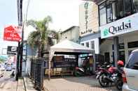 Bangunan OYO Life 2744 Guest House Qudsi