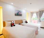 Kamar Tidur 7 Lucky Panda Hotel