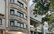 Exterior 2 Hanoi Center Silk Premium Hotel & Spa & Travel