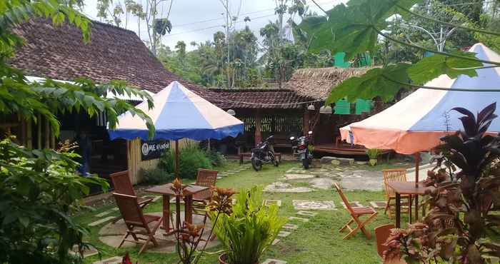 Bar, Cafe and Lounge Ijen Volcano Homestay