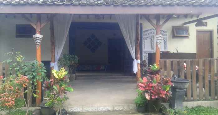 ภายนอกอาคาร Jujugan Homestay