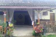 Exterior Jujugan Homestay