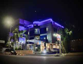 Bangunan 2 Hotel Femina