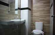 Toilet Kamar 6 Bianco Costel