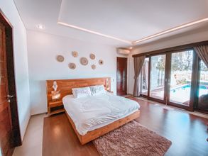 침실 4 The Ocean View Luxury Villa With Pool