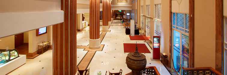 Lobby PARKROYAL Yangon