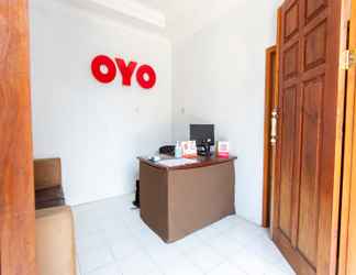 Lobby 2 SPOT ON 1055 Sakura Homestay Syariah