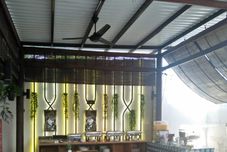 레스토랑 Bali Breezz Hotel