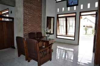 Lobi 4 Comfort Room at BRB Guesthouse