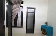 Kamar Tidur 5 Turret Guest House