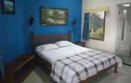 Kamar Tidur 3 Enny's Guest House